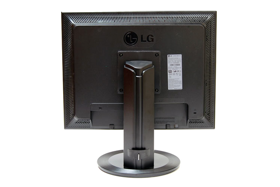 Monitor LG L2000CE 20" LCD 1400x1050 TN DVI D-SUB Srebrny