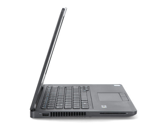 Dell Latitude E5470 i5-6300U 1920x1080 Klasa B S/N: 3P8VNC2