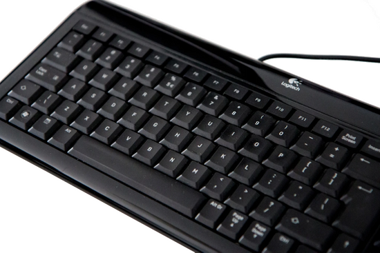 Klawiatura Logitech Ultra Flat Y-BP62A QWERTY USB