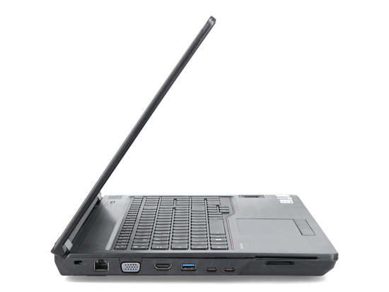 Fujitsu Celsius H780 i7-8850H 16GB 512GB SSD 1920x1080 NVIDIA Quadro P1000 Klasa A Windows 11 Home