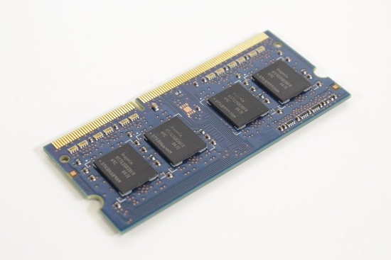 Poleasingowa Pamięć RAM HYNIX 2GB DDR3 1333MHz PC3-10600s SODIMM Laptop