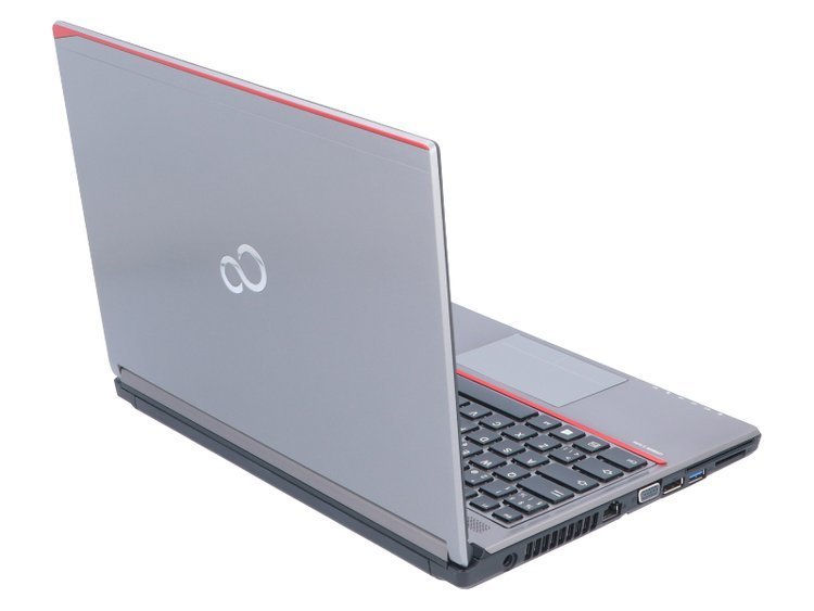 FUJITSU LIFEBOOK E736 Celeron 8GB 新品SSD120GB DVD-ROM 無線LAN